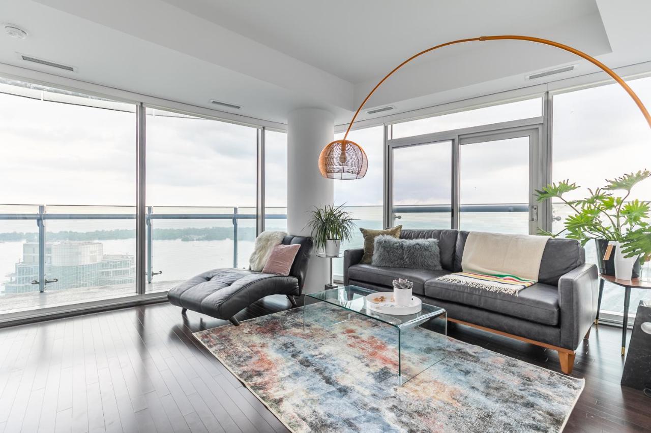 Cloud 9 In Downtown Toronto Apartment Exterior photo
